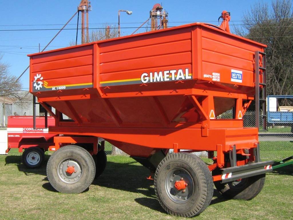 Vesta scales for seed carts in operation